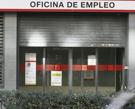 Agenzia per l'impiego in Spagna © ANSA 