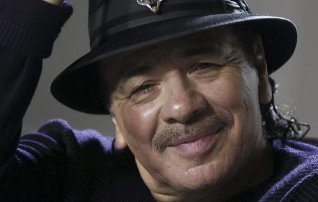 Carlos Santana compie 70 anni © EPA