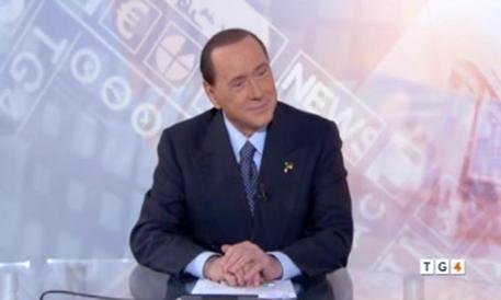 Un fermo immagine mostra Silvio Berlusconi durante un'intervista al Tg4 del 5 maggio © ANSA 