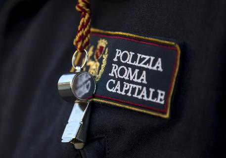 Agenti della Polizia Roma Capitale © ANSA