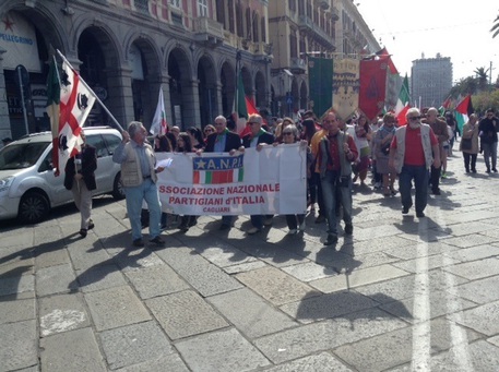 Manifestazione a Cagliari per il 25 aprile © ANSA