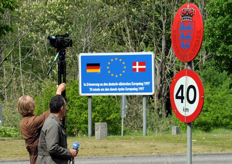 We're saving Schengen by applying it says EU (2) +rpt - English 