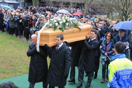 Thousands mourn at funeral of slain Italian student (2) - English - ANSA.it