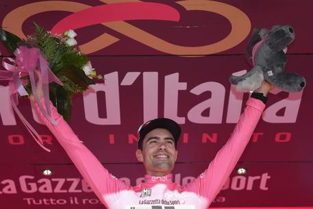 Giro: Dumoulin vince crono a Montefalco, è maglia rosa © ANSA