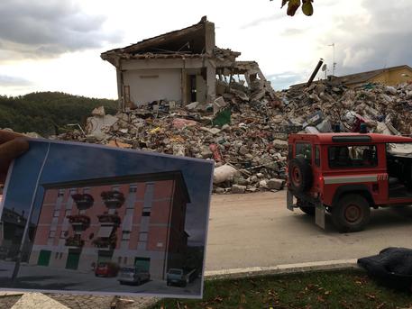 Le due palazzine crollate nel corso del sisma del 24 Agosto, in Piazza Augusto Sagnotti ad Amatrice. © ANSA