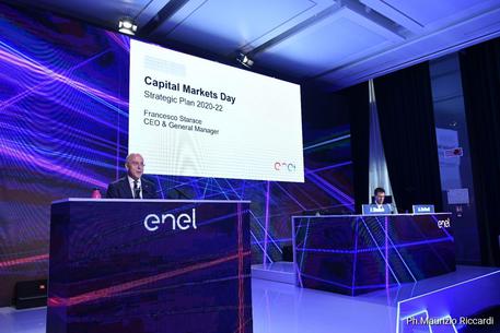 Presentazione del Piano strategico 2020-2022 dell'Enel a Milano © ANSA