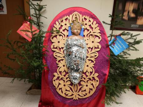 Immagini Natale Gesu Bambino.Natale Gesu Bambino Realizzato Da Liceo Artistico Ladino Trentino Aa S Ansa It