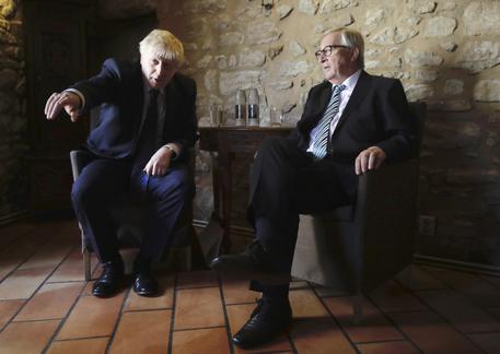 Jean-Claude Juncker,Boris Johnson © AP