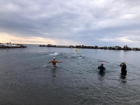 Inaugurata a Chiavari piscina naturale per il nuoto d'inverno © ANSA