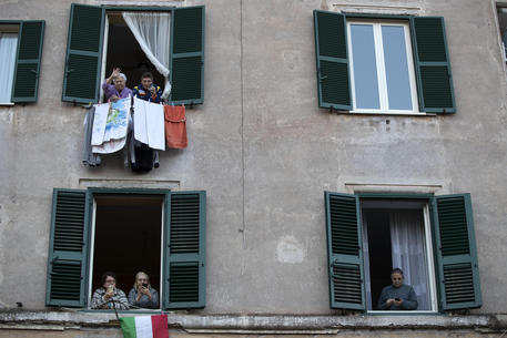 La facciata di un edificio alla Garbatella a Roma © ANSA