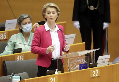  Conte von der Leyen  confer on Recovery Fund English 