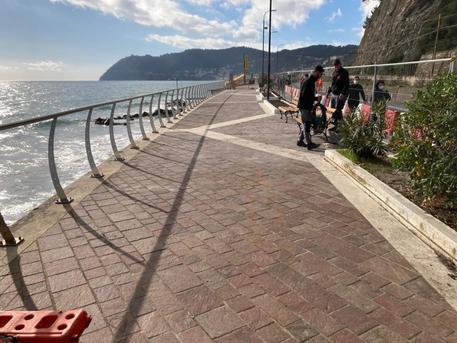 Passeggiata Ciccione a Alassio © ANSA