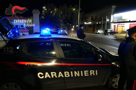 Una vettura dei carabinieri © ANSA