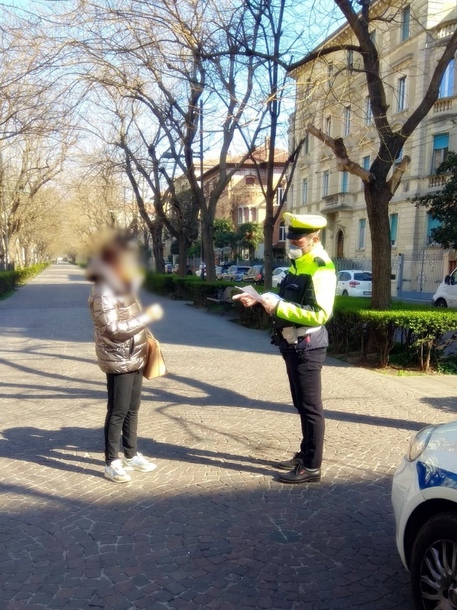 Covid: Polizia Locale Ancona, 8mila controlli, 132 multe