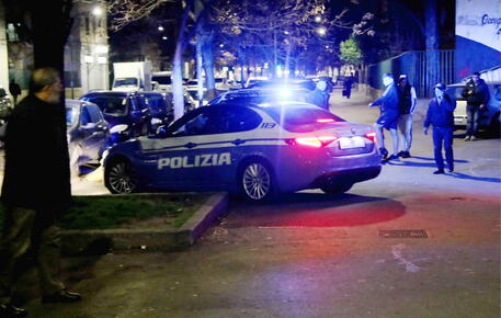 Le Offre Aiuto E La Violenta, Polizia Ferma Un 37enne A Milano ...