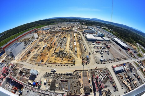 Veduta aerea del cantiere per la costruzione deal reattore sperimentale Iter a Caradache (fonte: Iter organization)