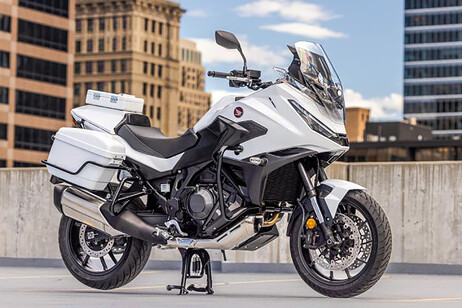 Honda NT1100 per Polizia Usa, deriva da CRF1100L Africa Twin