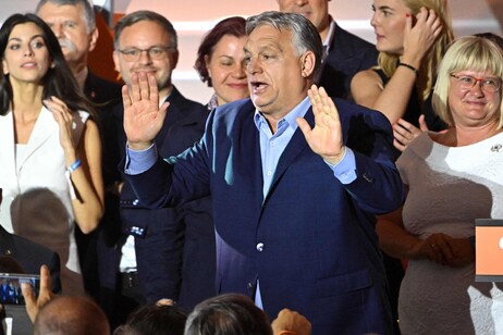 Orban perde due seggi, il nuovo partito di Magyar ne conquista 7