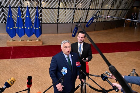 Orban: "L'accordo sui top jobs è vergognoso, gli elettori sono stati ingannati"