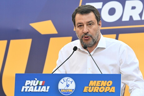 Salvini, sarebbe gravissimo se Bruxelles bocciasse l'accordo Ita-Lufthansa
