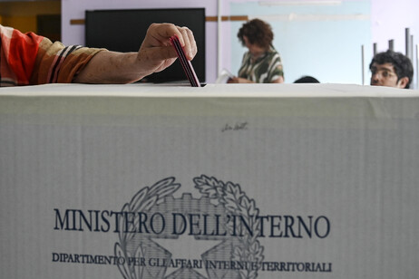 Il voto del presidente M5S Giuseppe Conte