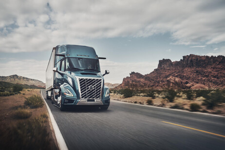 Volvo Trucks all'IAA 2024 punta su sicurezza e sostenibilità