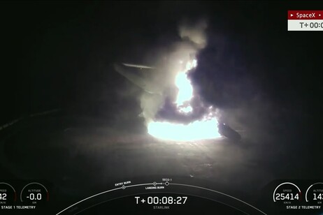 Il momento dell’esplosione del booster sulla piattaforma mobile (fonte: SpaceX)