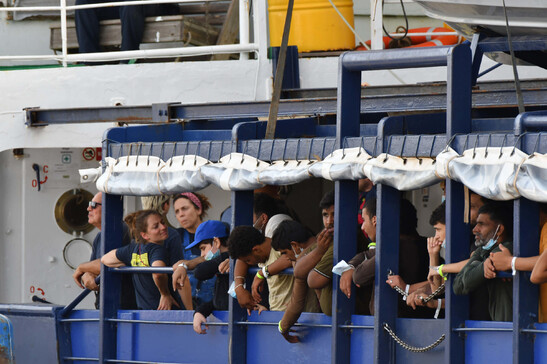 Humanity1 sbarca a Catania, in salvo 186 naufraghi soccorsi al largo di Siracusa