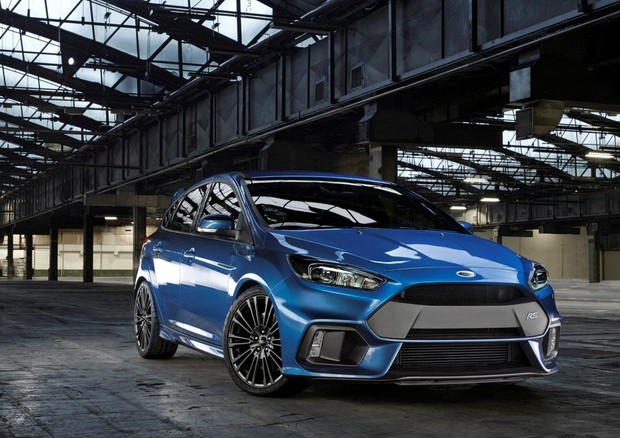 Nuova Ford Focus RS, con il 4WD è pronta per i 'drift' - Prove e