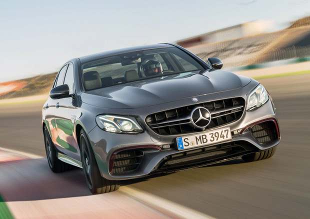 Mercedes porta a Los Angeles la AMG E63 4Matic 'anti-Ghibli' © Daimler Press