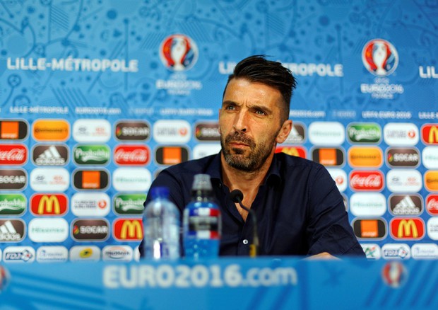 Italy press conference (foto: EPA)