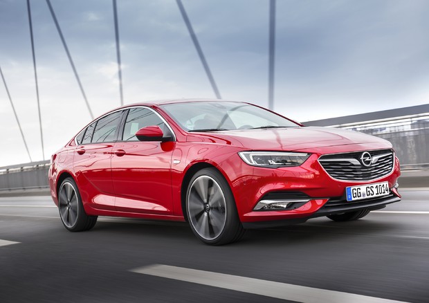 Opel, a un anno dal lancio Insignia arriva a 100mila ordini © 