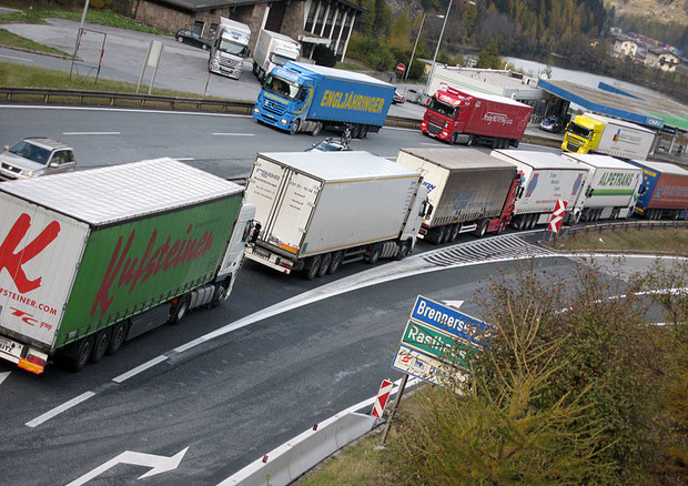 Trasporto merci, sì al GNL e motori di ultima generazione © ANSA