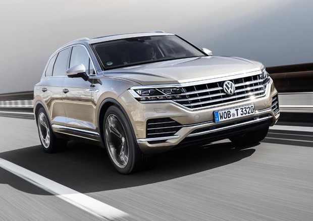 Vero salto verso il premium per l'ipertecnologico suv Volkswagen Touareg © Volkswagen Press