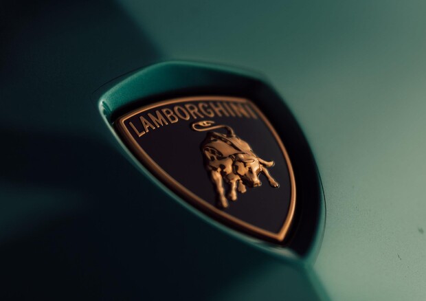 Lamborghini: ricavi 2021 a 1,9 mld, 'miglior anno di sempre' - Attualità -  