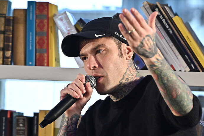 Il Codacons Si Scusa Con Fedez Dopo La Richiesta Degli Avvocati