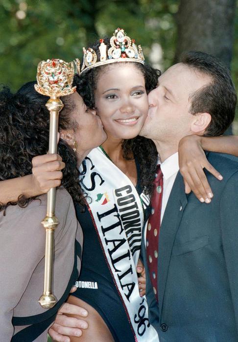 Denny Mendez Venti Anni Fa La Miss Italia Di Colore Cultura Spettacoli Ansa It