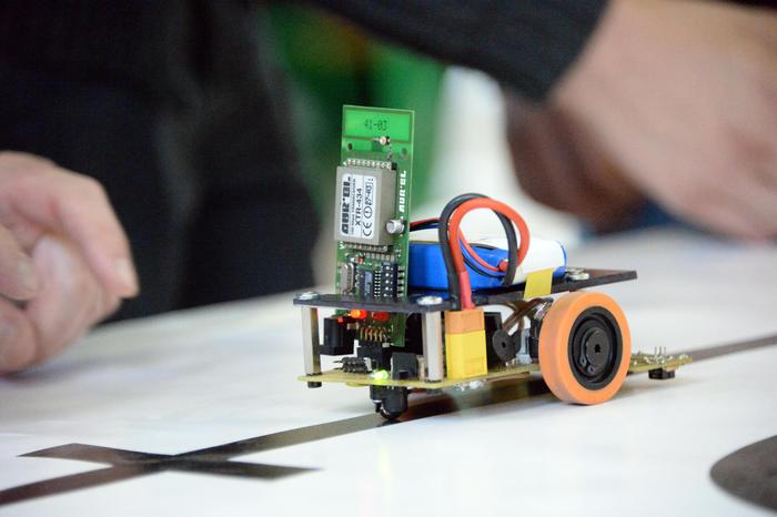 Piccoli robot crescono, sfida a Pisa - Hi-tech - ANSA