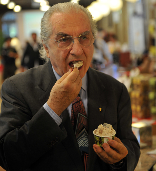 Addio a Gualtiero Marchesi, venerdì i funerali a Milano - Cronaca - ANSA