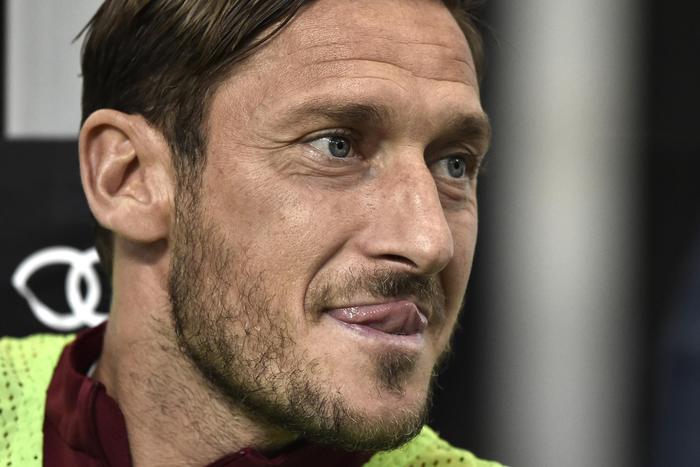 Soccer: Totti repeats may play on (3) - English - ANSA.it