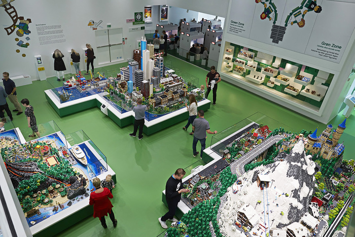 Il mattoncino Lego compie 60 anni ed è ancora mania - Teen 