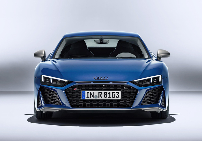 Audi R8 nuova generazione: come gustarsi sulla strada il profumo