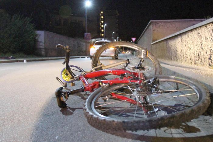 cronaca immigrati provincia di ascoli piceno 300 biciclette