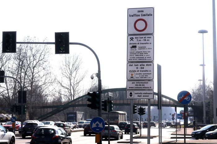 Il Comune di Milano modifica l'Area B, ma è un pannicello caldo - News 