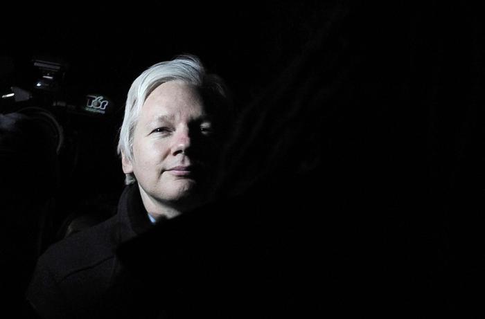 Assange patteggia con la giustizia Usa ed è libero, ha lasciato il Regno Unito