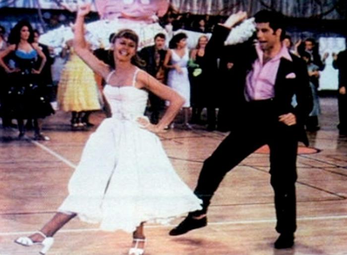 Grease: storie degli outfit e dei vestiti di Olivia Newton John