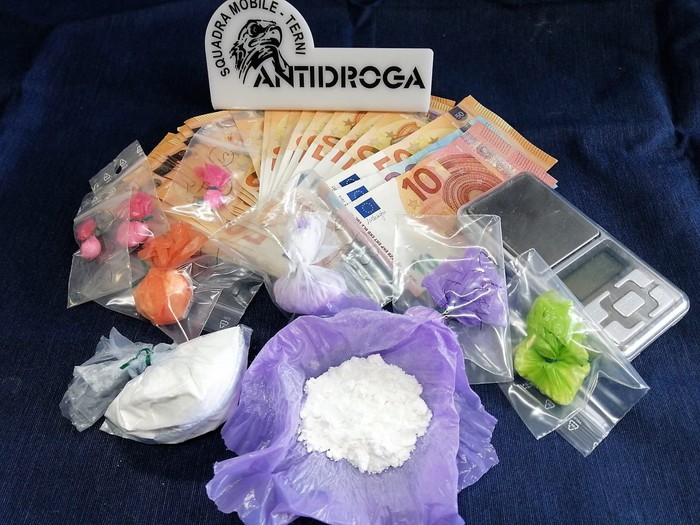 Sorpreso A Spacciare Cocaina, Arrestato - Notizie - Ansa.it