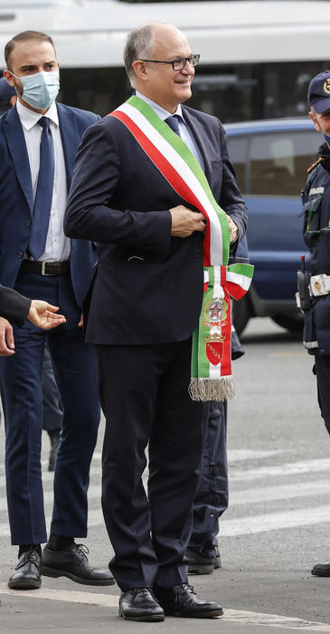 Oggi ho indossato la fascia tricolore - Roberto Gualtieri