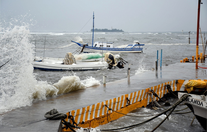 Hurricane Grace Loses Strength In Mexico Now At Strength 1 The