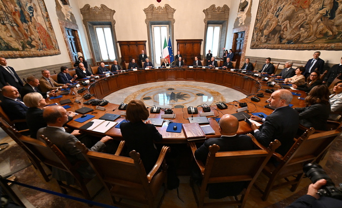 Governo, Riunito Il Primo Consiglio Dei Ministri - Primopiano - Ansa.it